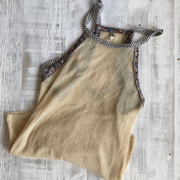 BOGO NWOT BKE floral tank top - Picture 3 of 6
